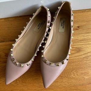 Kaitlyn Pan blush studded flats